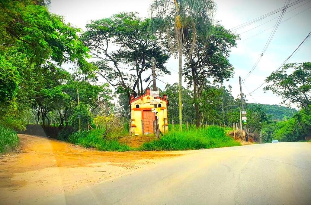 Chacara Atibaia Com Casa Na Arvore Exterior photo